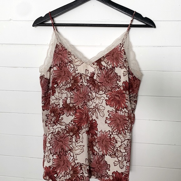 Aritzia Little Moon camisole S EUC - Picture 2 of 8